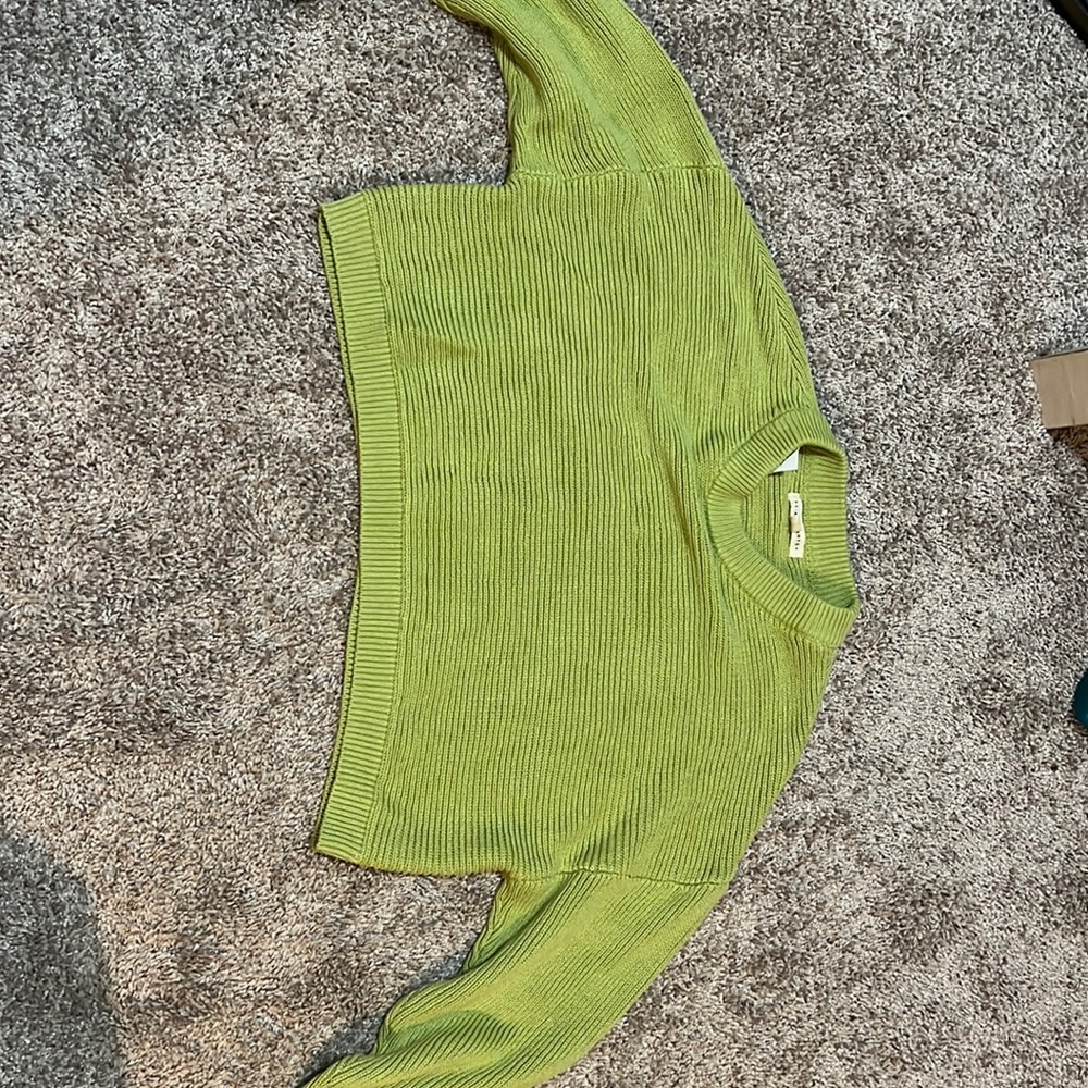Green, cropped, Pacsun sweater